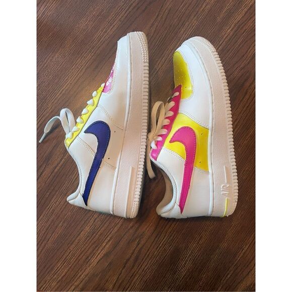 Air Force 1 Hand Painted (SZ 6.5Y) - Picture 3 of 5